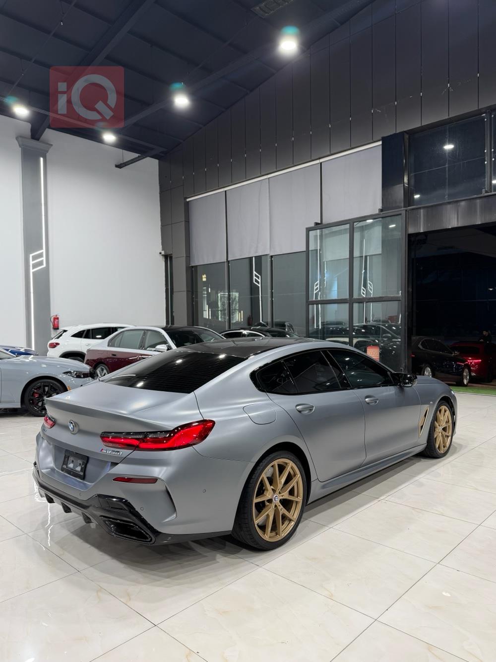 بي ام دبليو 8 الفئة